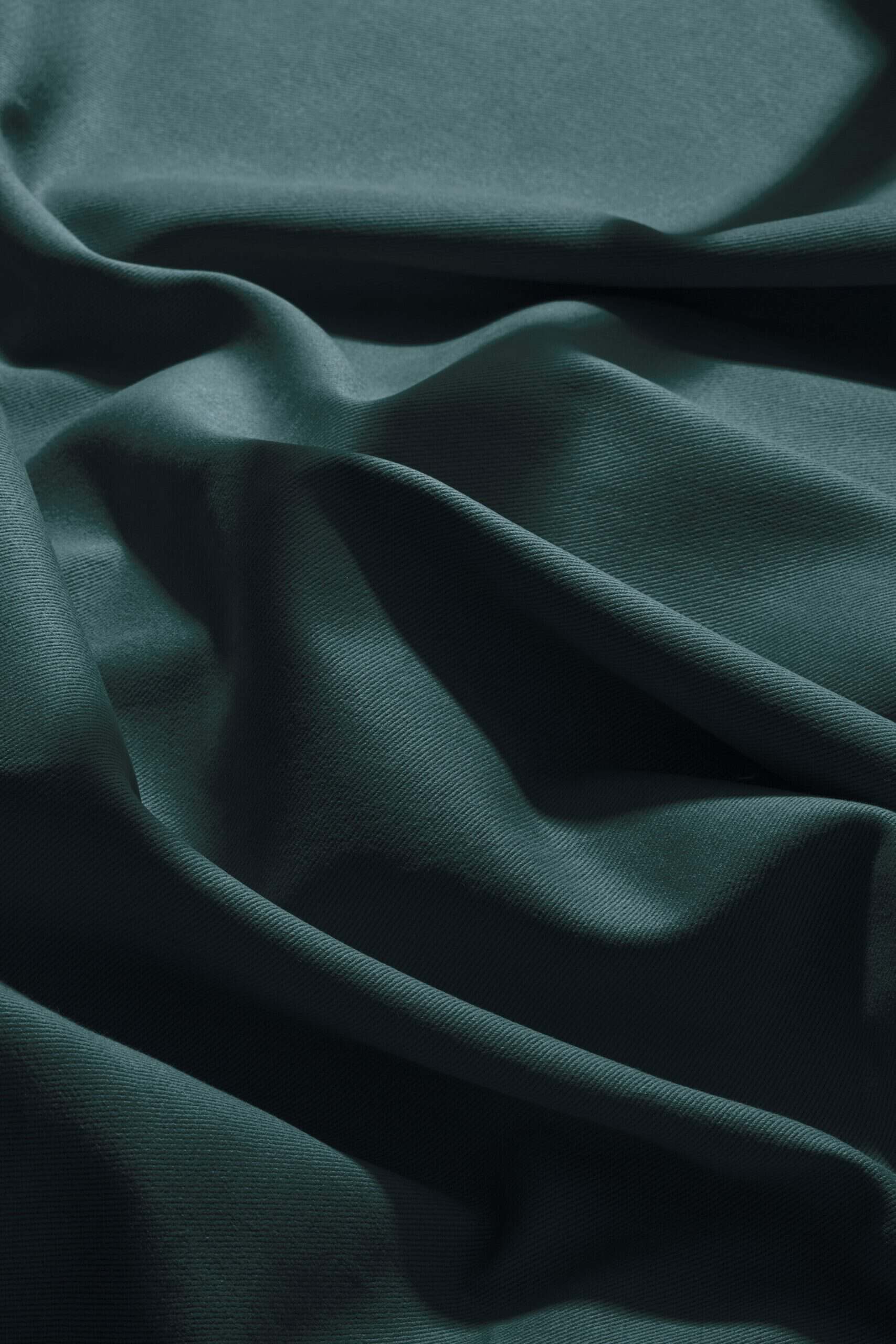 Härlig twill gabardin att sy jackor, kappor och byxor av